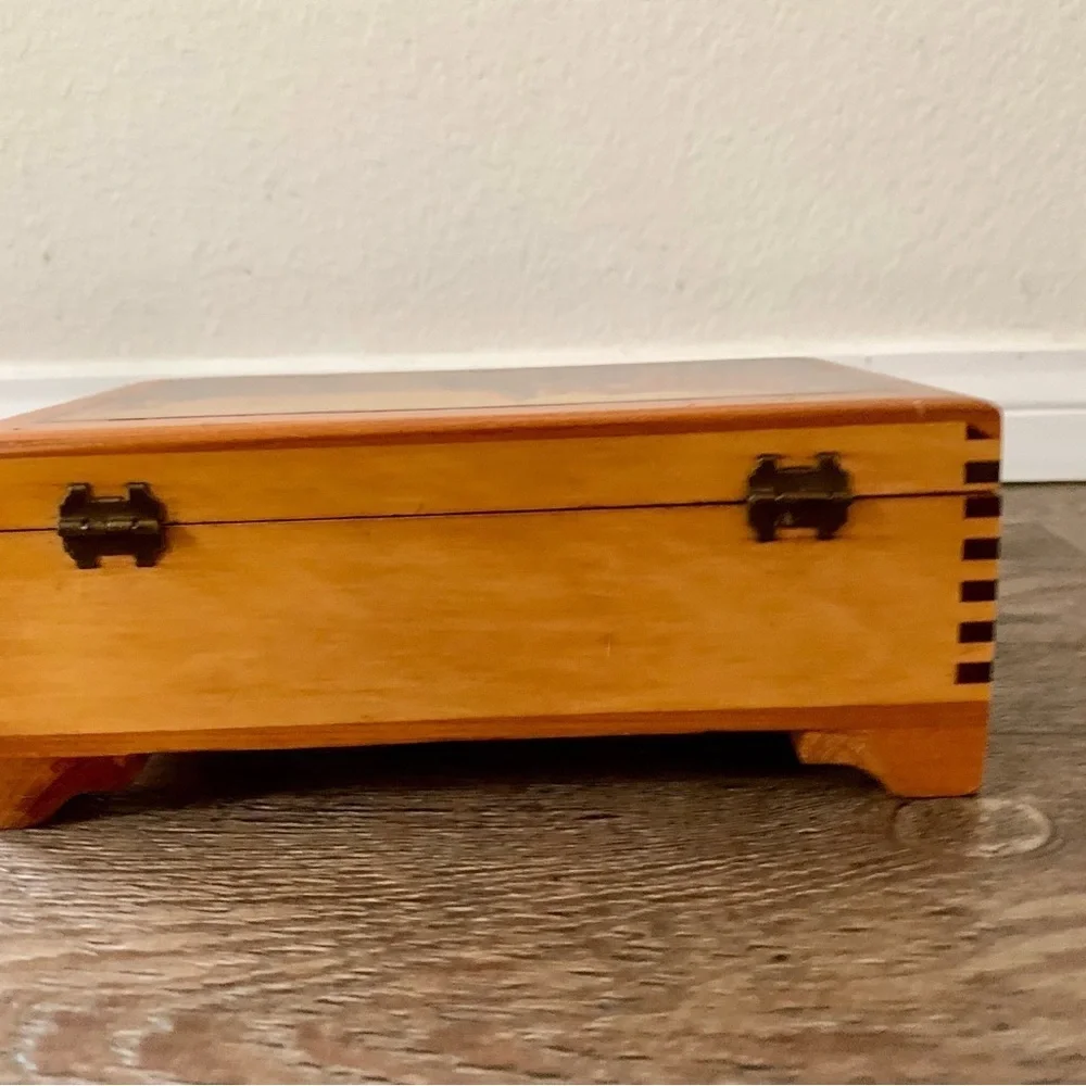 Vintage cedar wood box with picture of English cottage